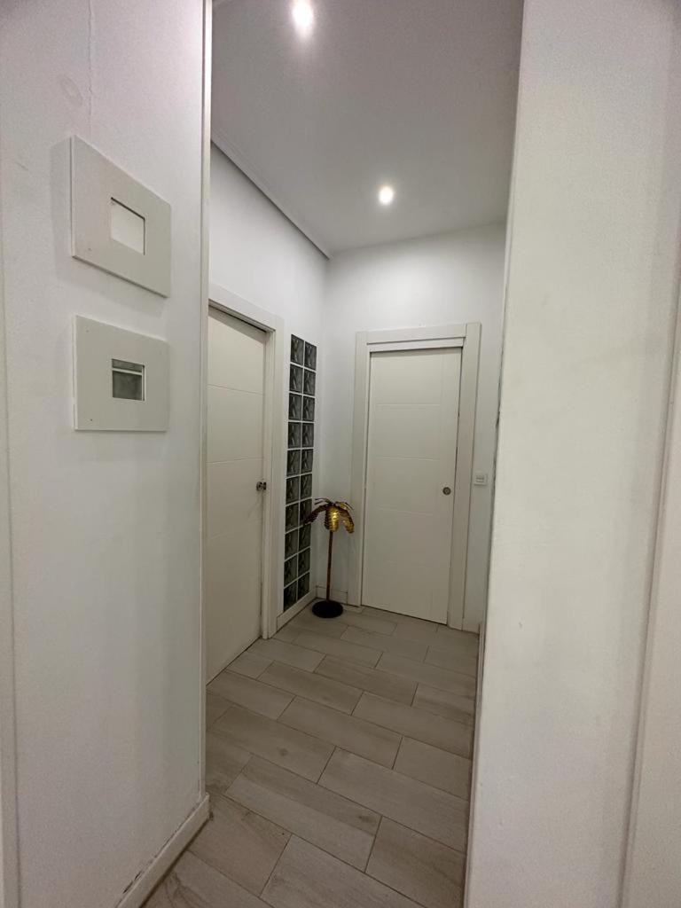 Las Casitas De La Playa Apartment Валенсия Екстериор снимка